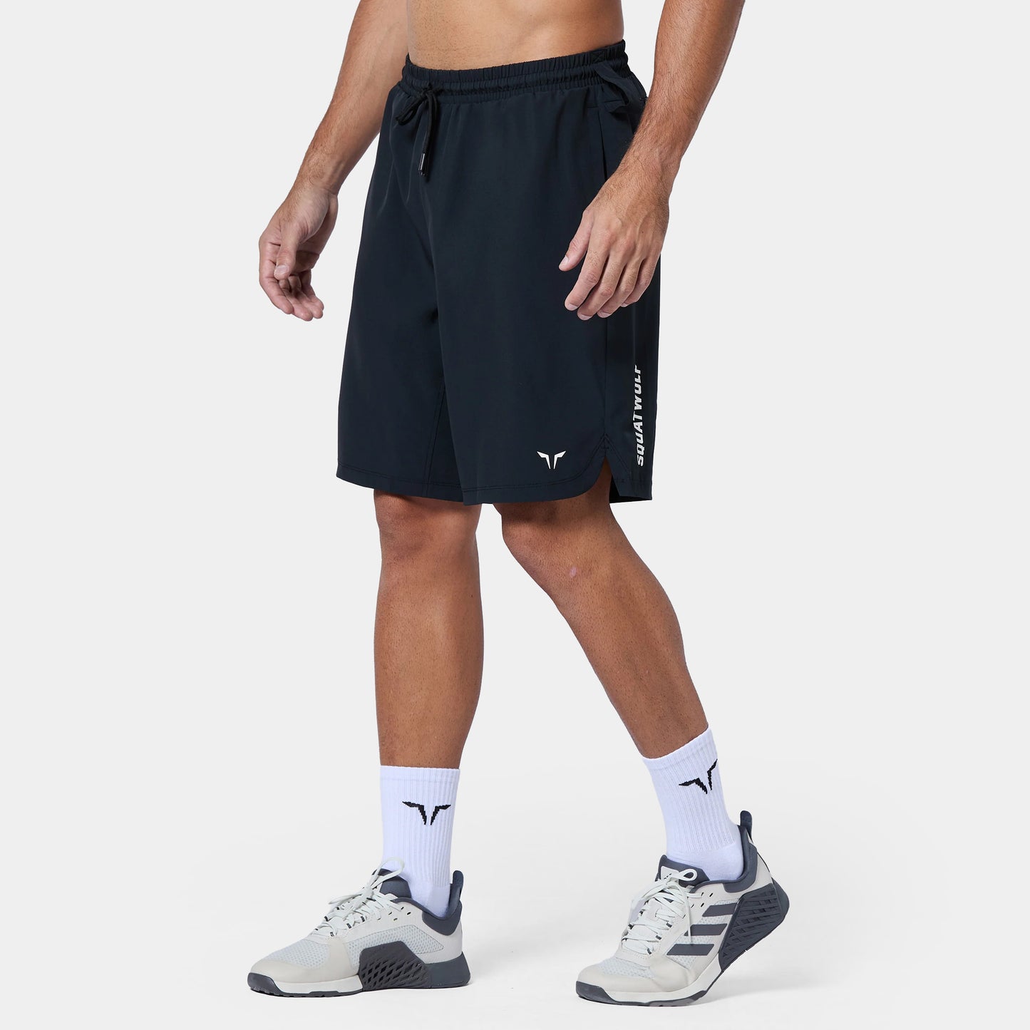 شورت فاونديشن 9"- أسود