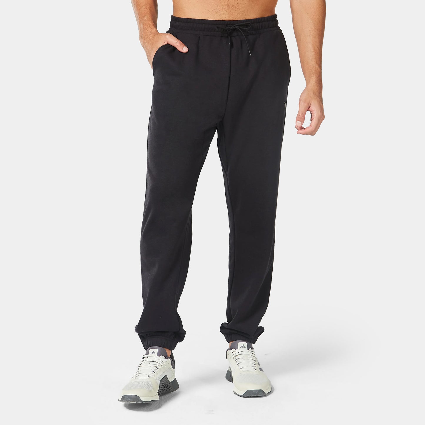 ايسينشال جوقرز للتمرين- أسود