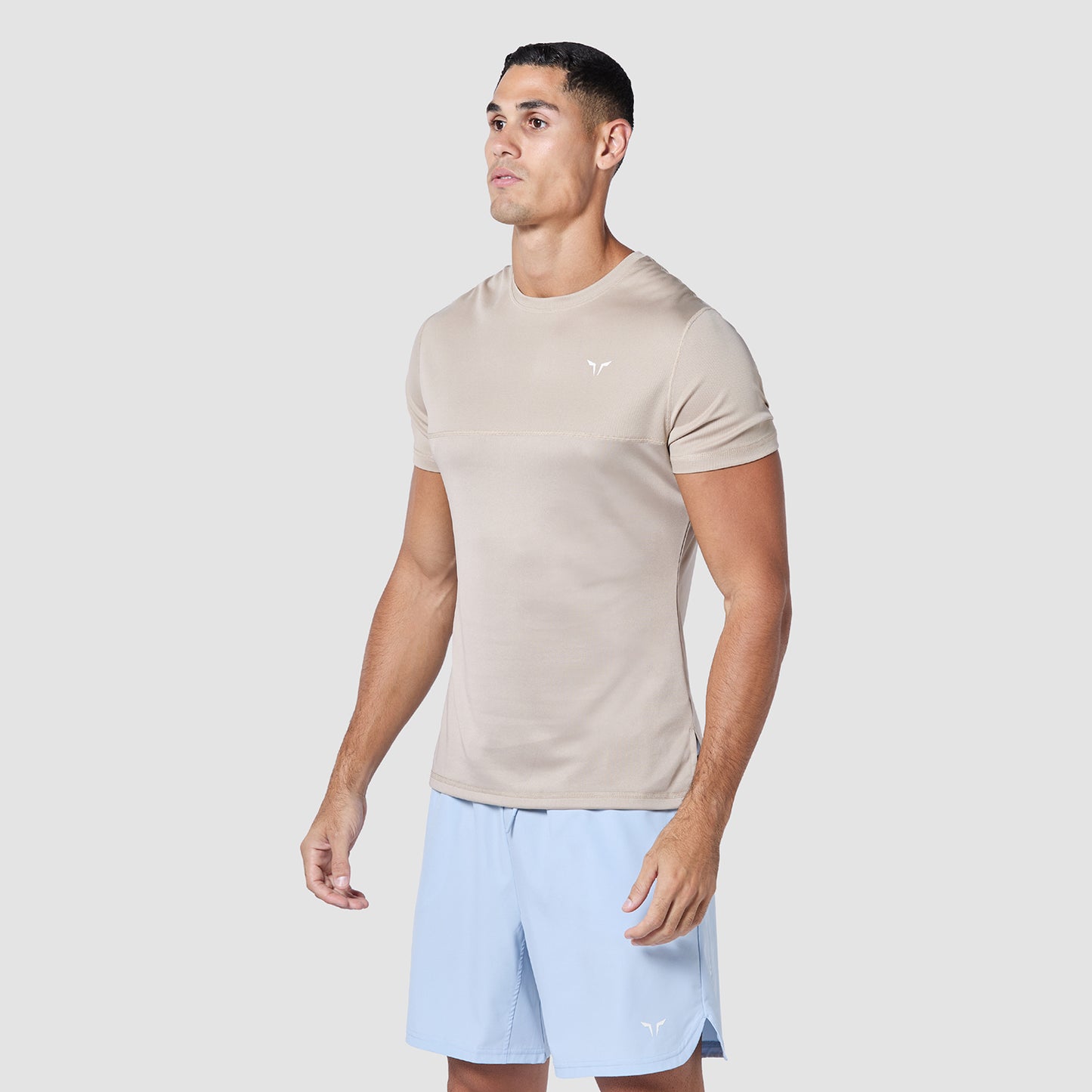 تيشيرت ايسينشال كونتراست - ترابي