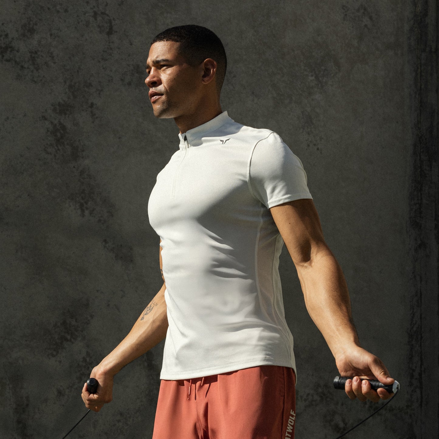 تيشيرت خفيف بريع سحاب - أبيض لؤلؤي