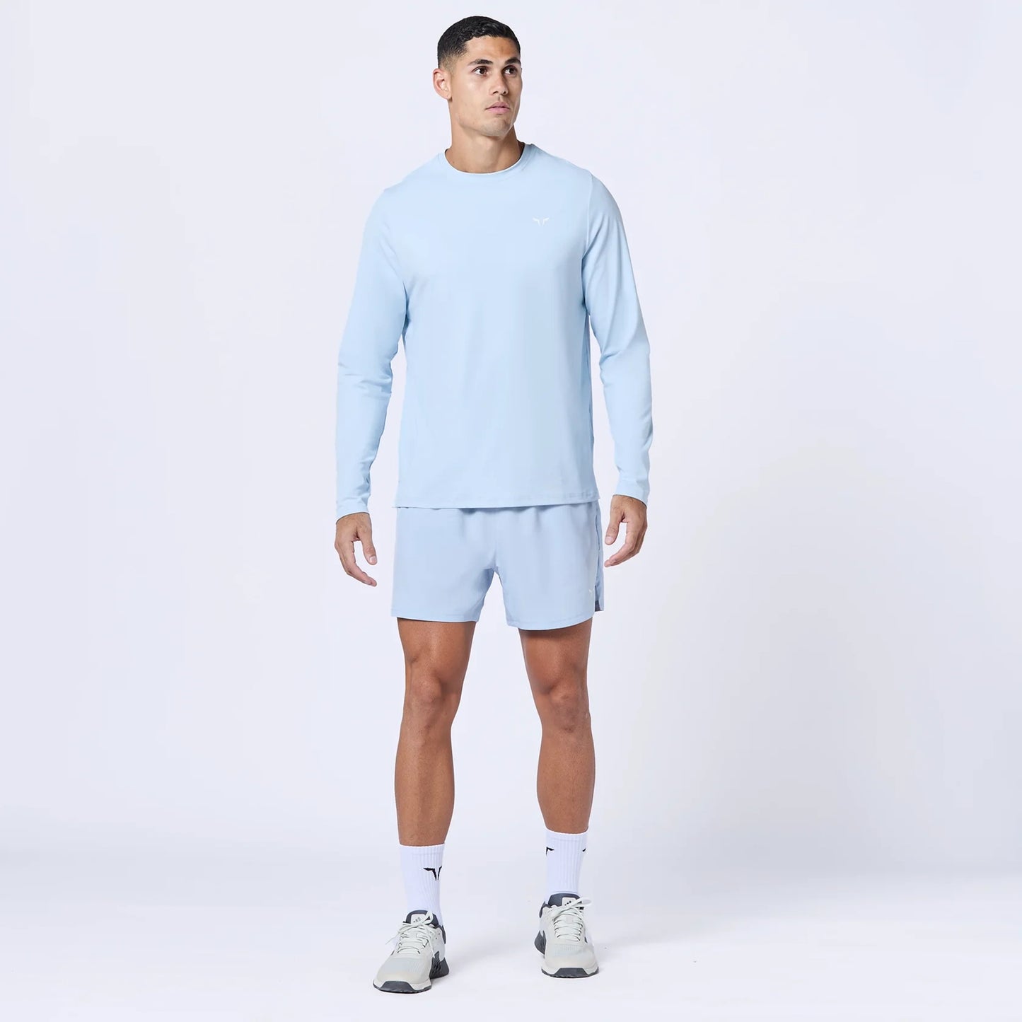 شورت فاونديشن 5"- أزرق سماوي