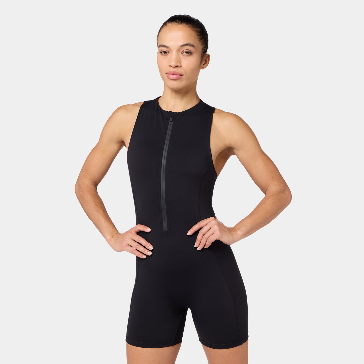 جمبسوت مع سحاب أمامي - أسود