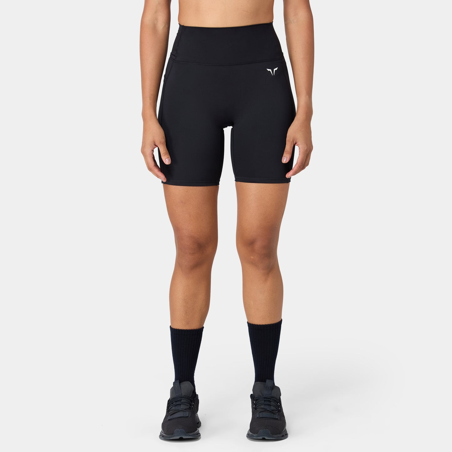 شورت بخصر مرتفع 7" - أسود