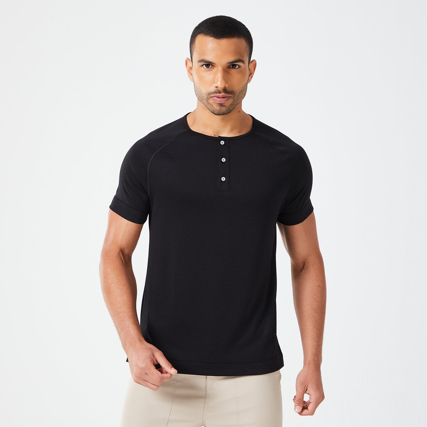 تيشيرت كود هينلي - أسود