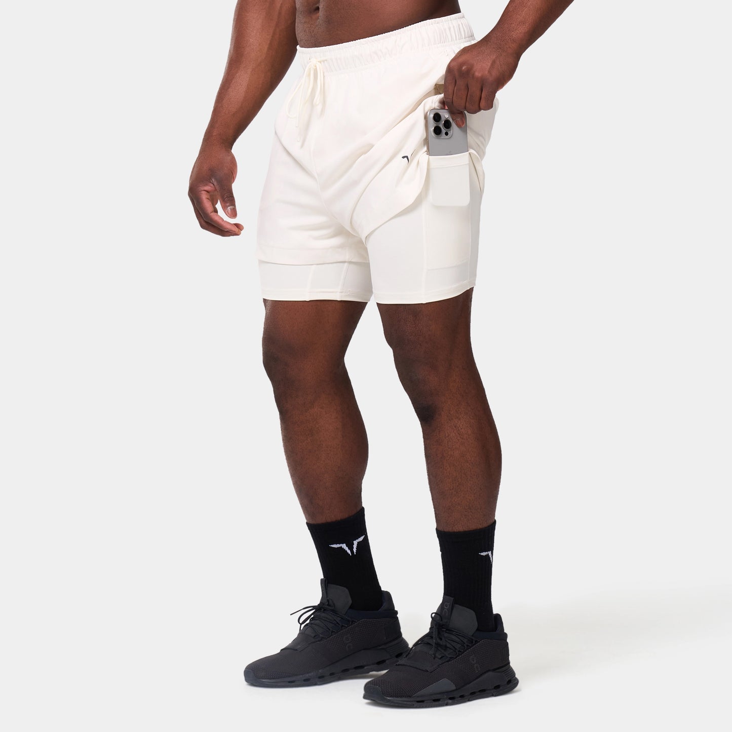 ليمتليس شورت 2 في 1 5" - أبيض لؤلؤي