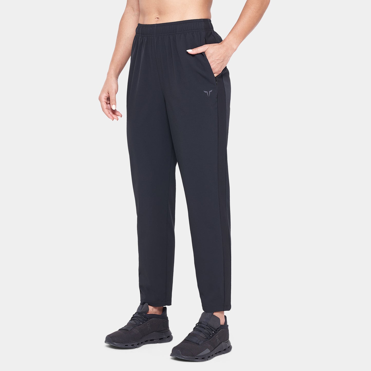 Woven Slim Leg Pants - Black