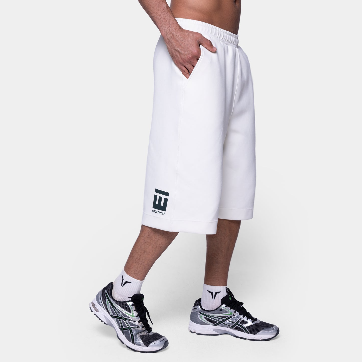 شورت سكوات وولف x إبراهيم زكي - أبيض