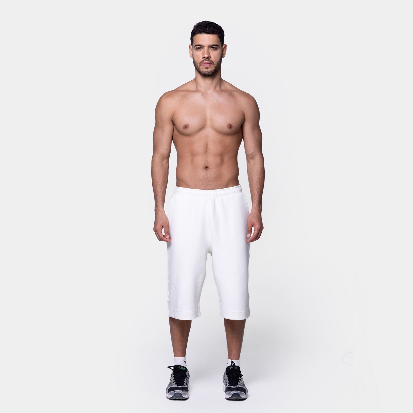 شورت سكوات وولف x إبراهيم زكي - أبيض