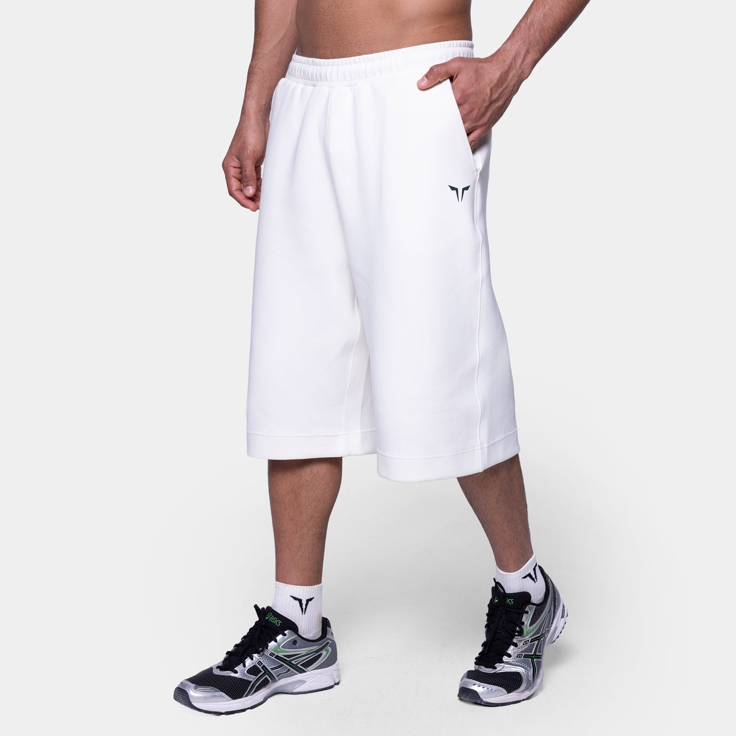 شورت سكوات وولف x إبراهيم زكي - أبيض