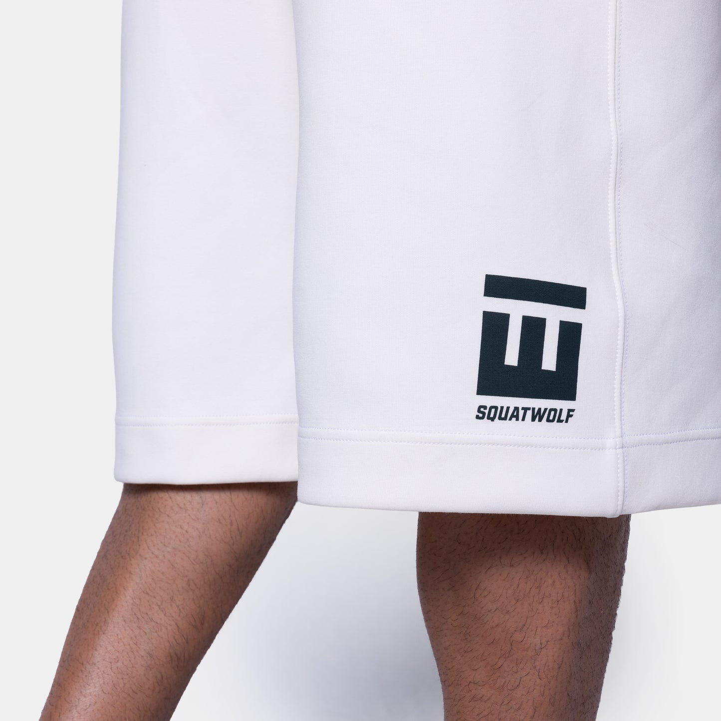 شورت سكوات وولف x إبراهيم زكي - أبيض