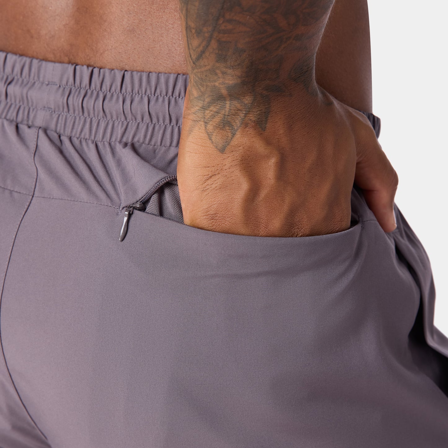 شورت فاونديشن 7" - رمادي ثلجي