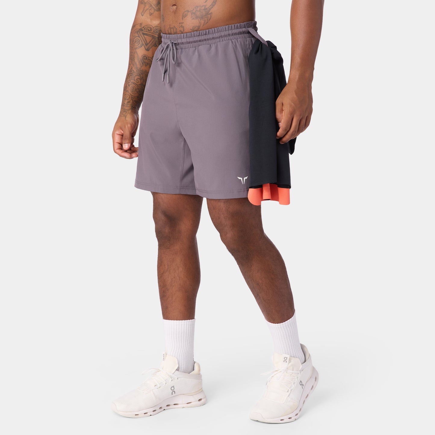 شورت فاونديشن 7" - رمادي ثلجي