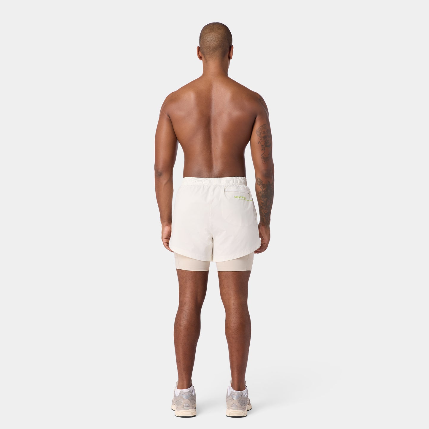 نيوتك شورت بيرفومانس 2 في 1 5" - أبيض لؤلؤي