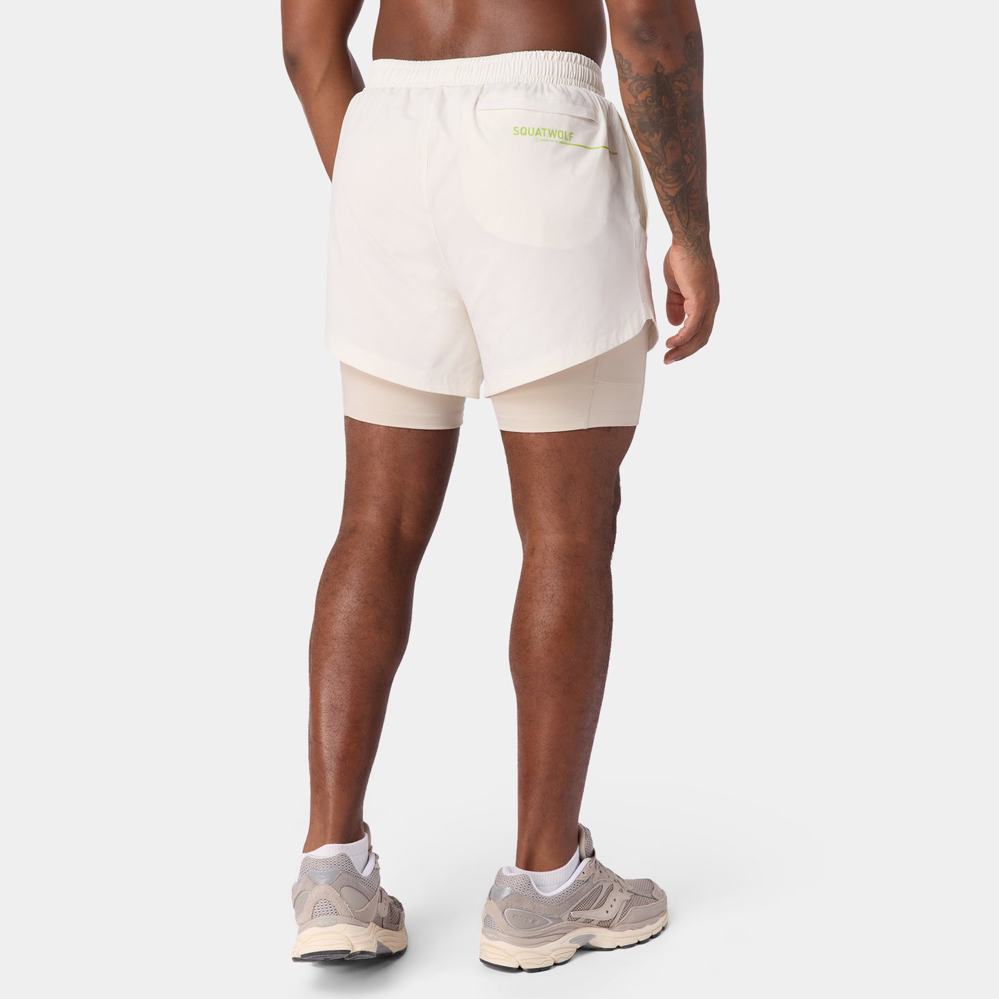 نيوتك شورت بيرفومانس 2 في 1 5" - أبيض لؤلؤي