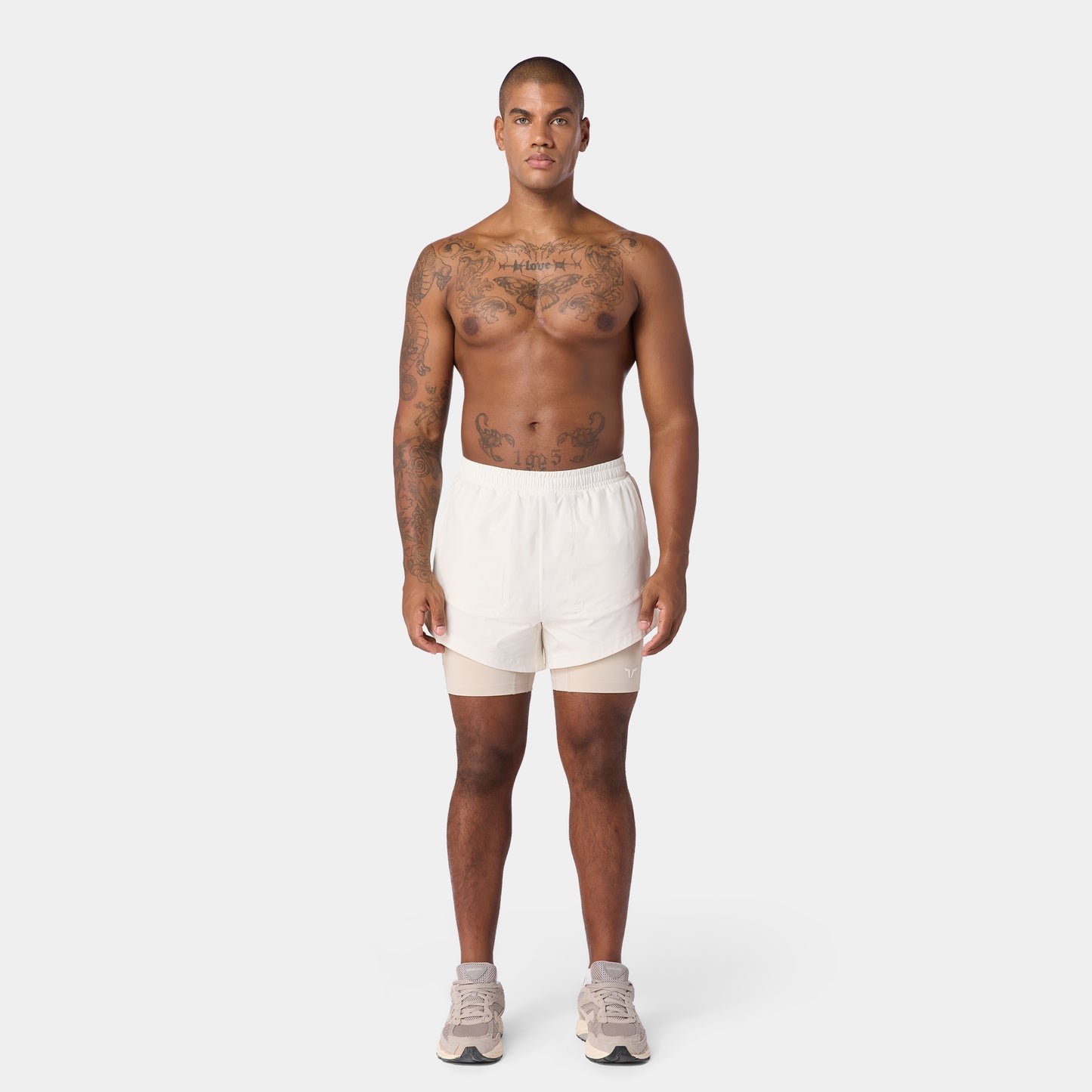 نيوتك شورت بيرفومانس 2 في 1 5" - أبيض لؤلؤي