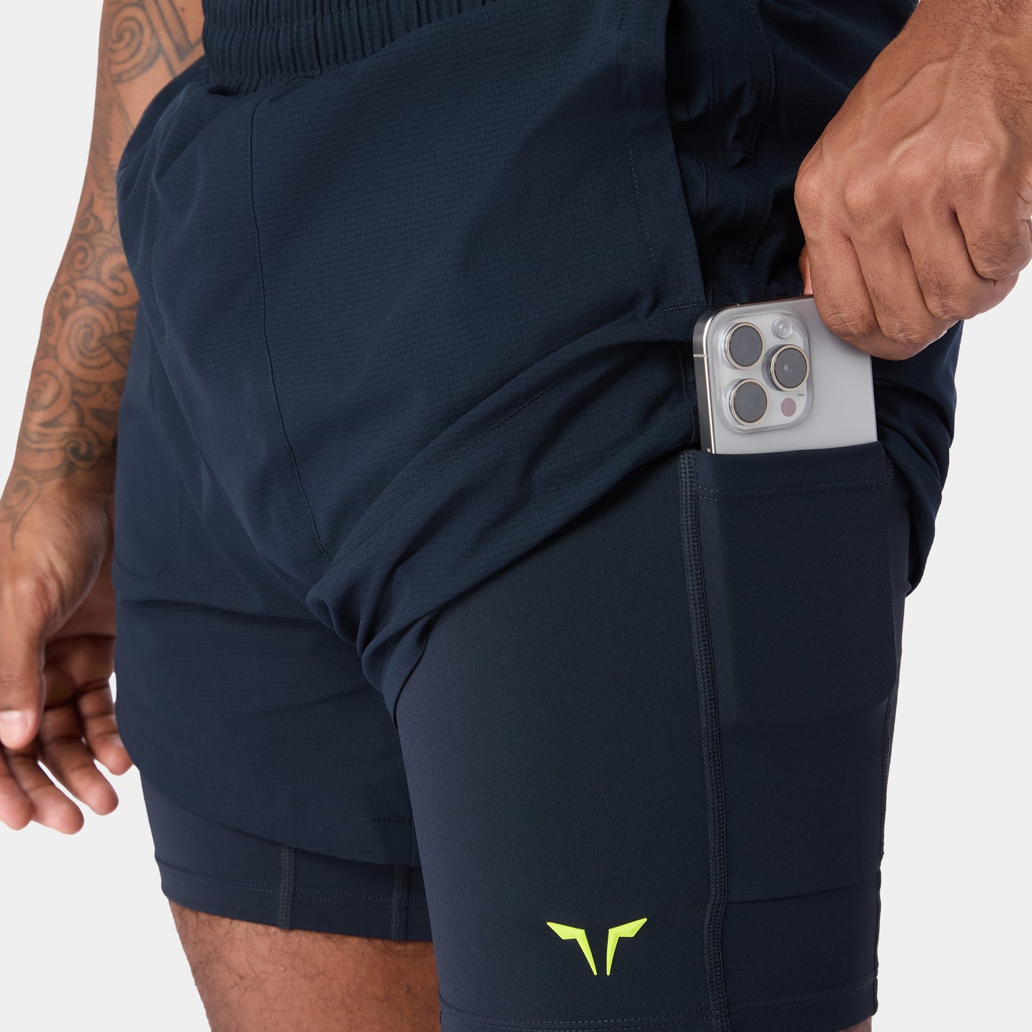 نيوتك شورت بيرفومانس 2 في 1 5" - أسود