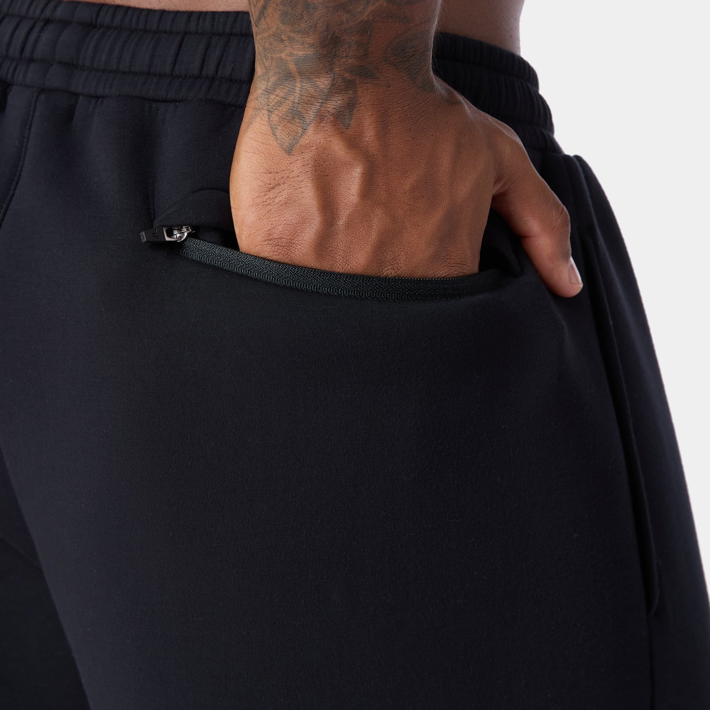 نيوتك شورت سبيسر 7" - أسود