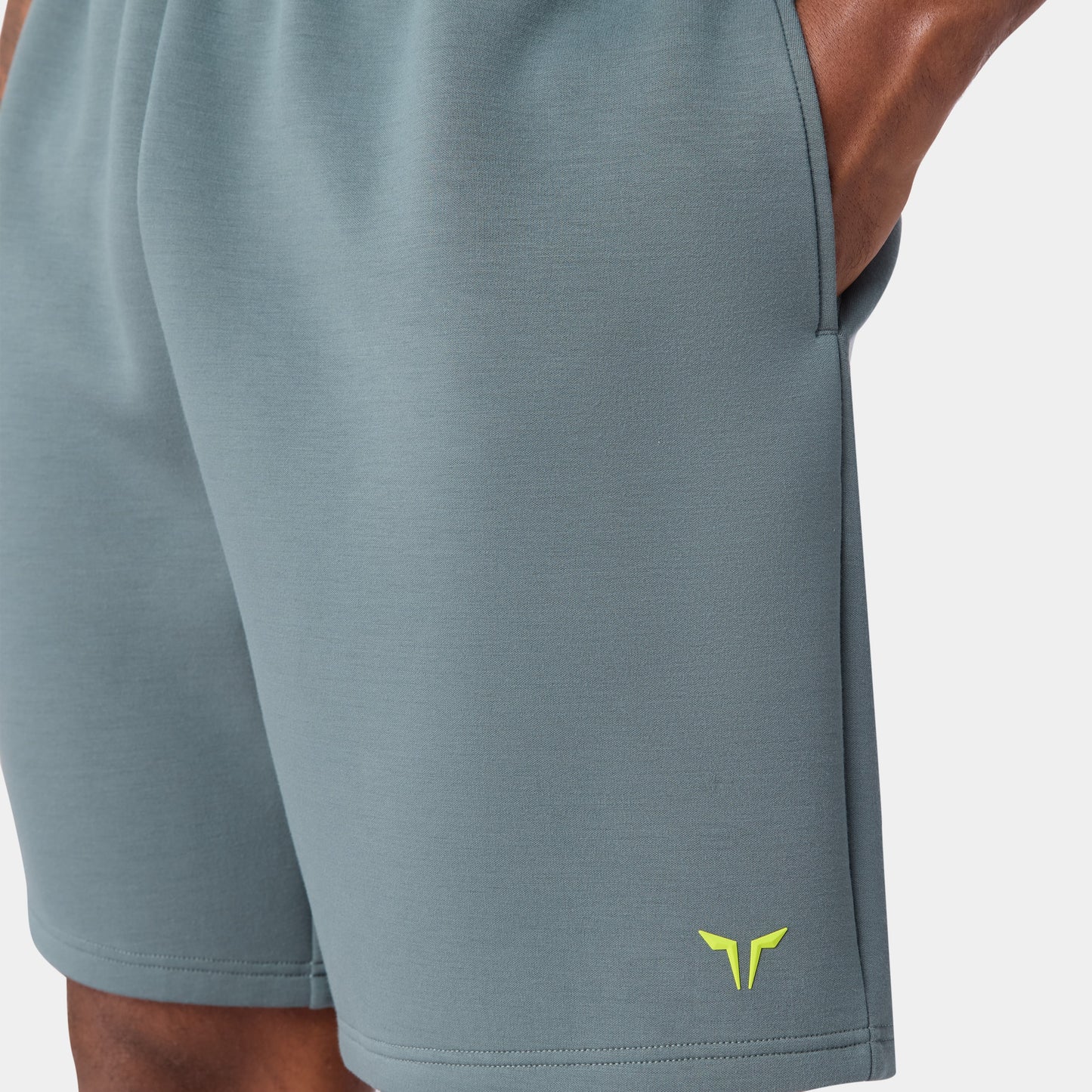 نيوتك شورت سبيسر 7" - فستقي