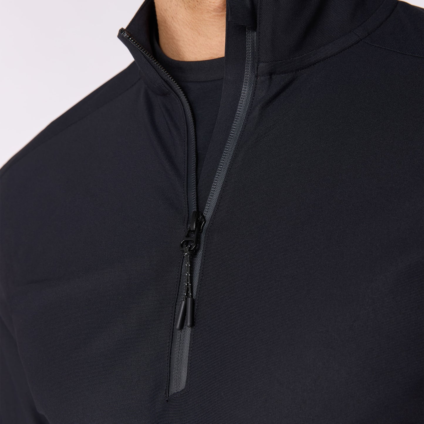 توب آكت دراي® مع ربع سحاب و أكمام طويلة - أسود