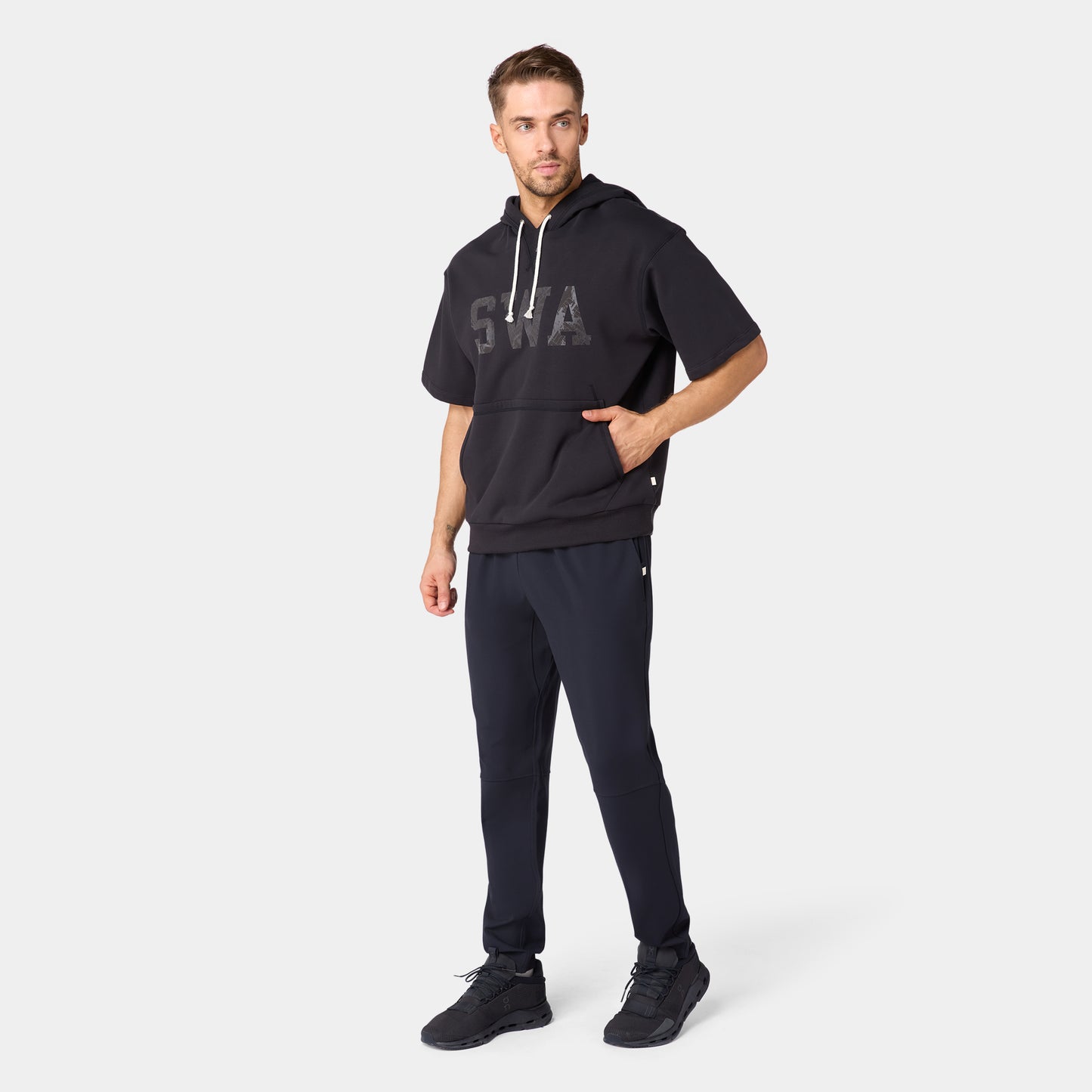 أوثنتيك هودي تعرق بأكمام قصيرة - أسود