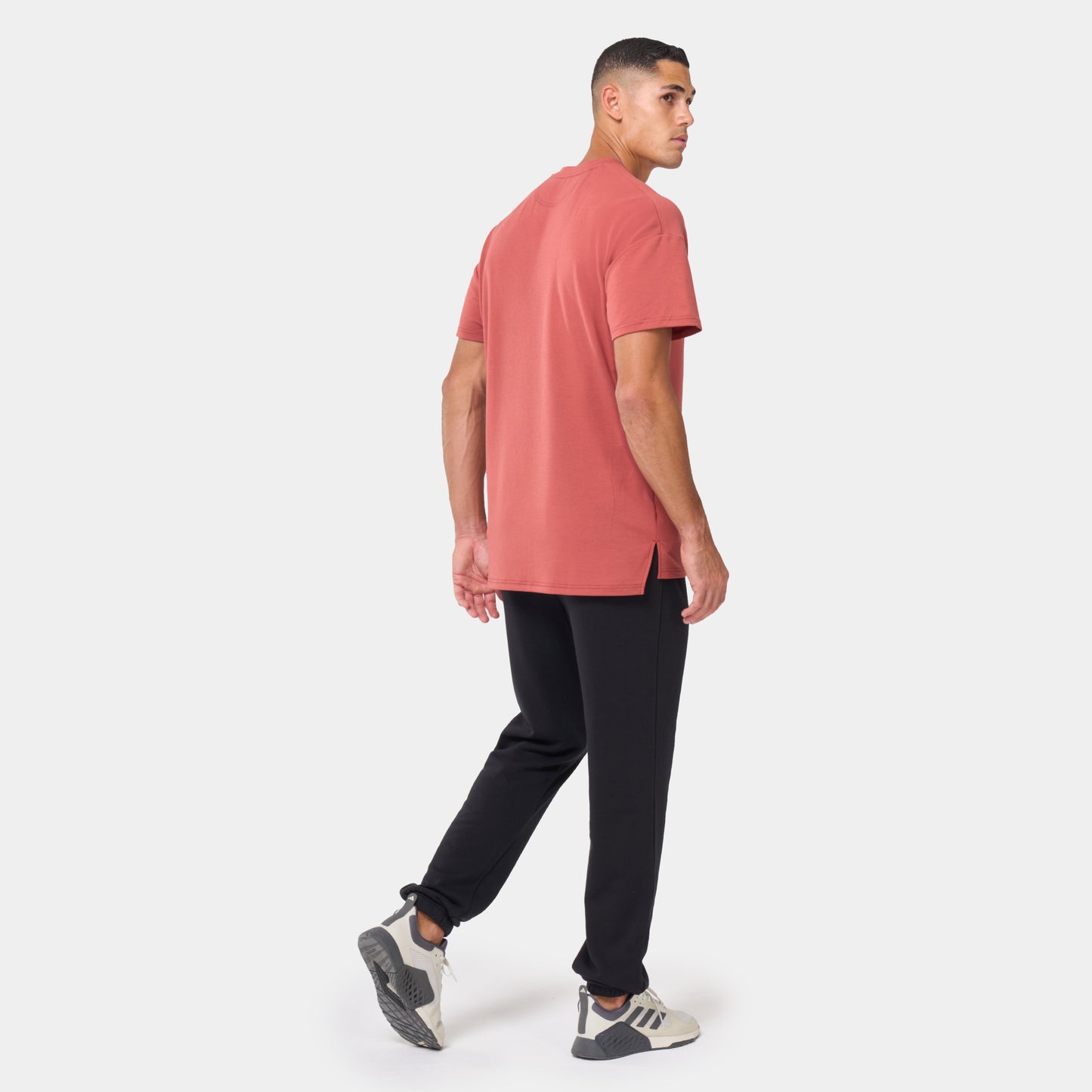 ايسينشال تيشيرت فضفاض - مارسالا