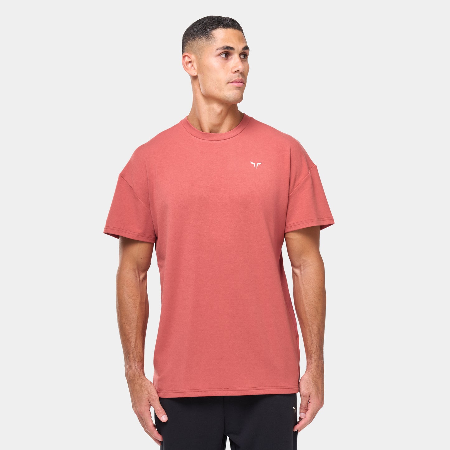 ايسينشال تيشيرت فضفاض - مارسالا