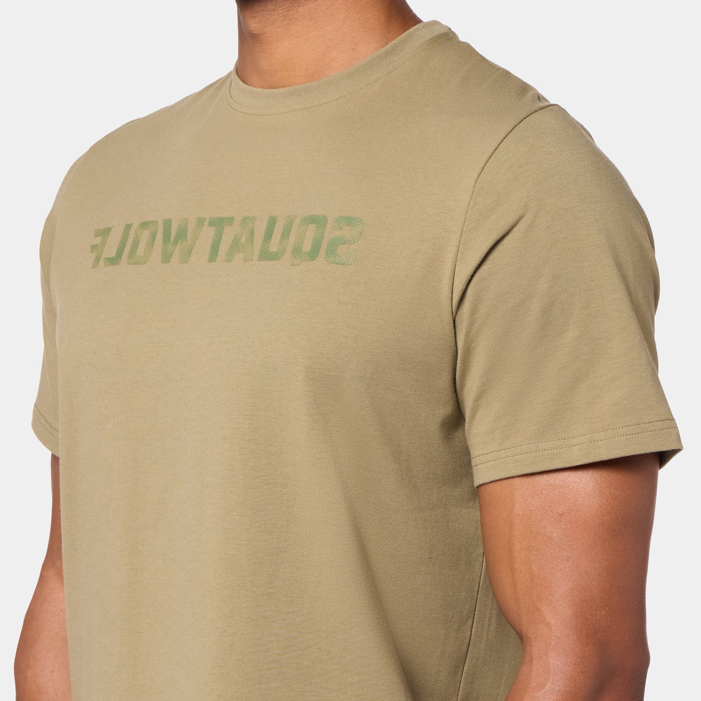 تيشيرت يومي بشعار- رملي