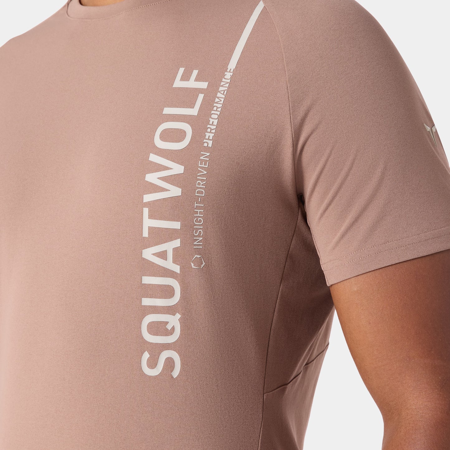 نيوتك تيشيرت سوبرناتشورال بأكمام قصيرة - كستنائي