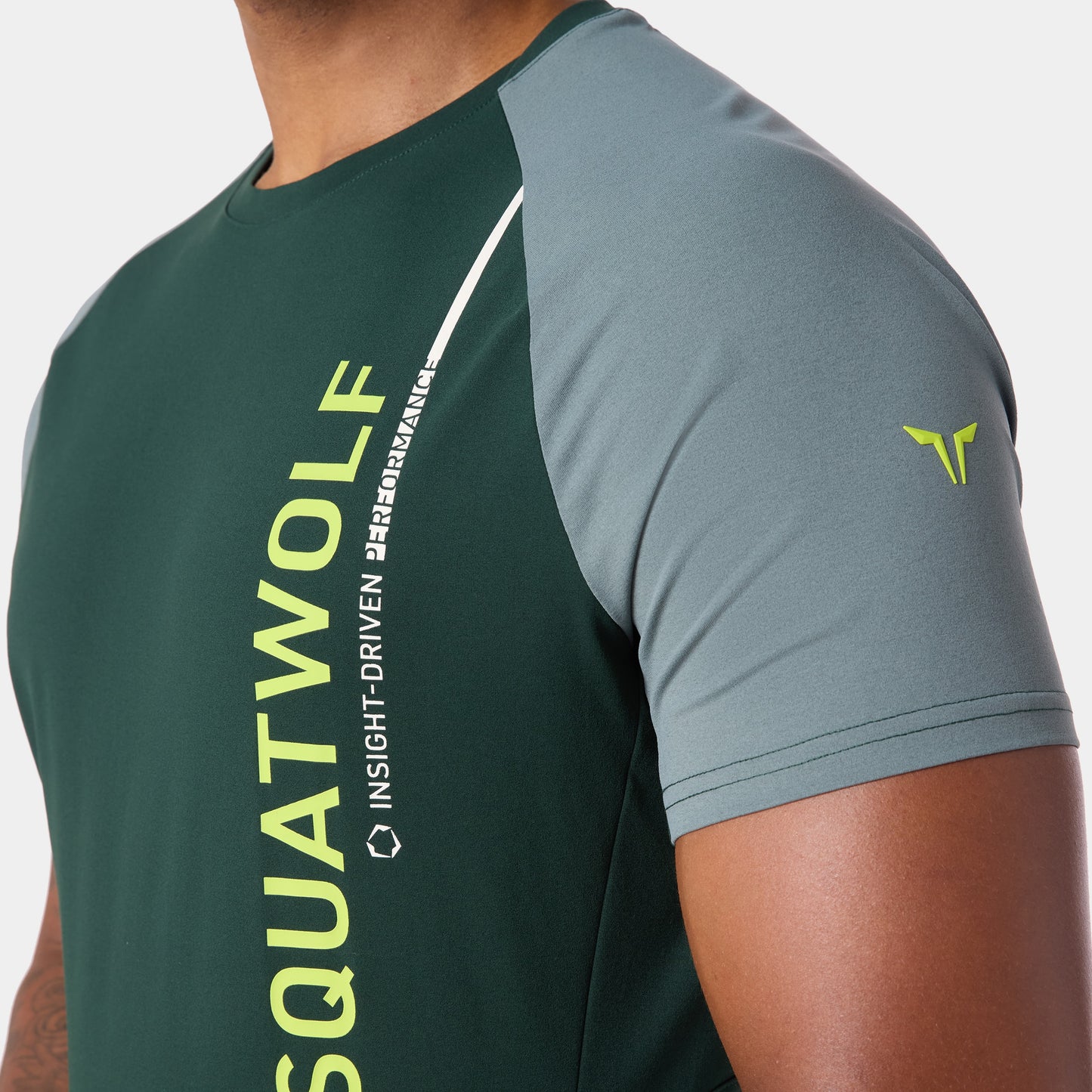 نيوتك تيشيرت سوبرناتشورال بأكمام قصيرة - أخضر زرعي