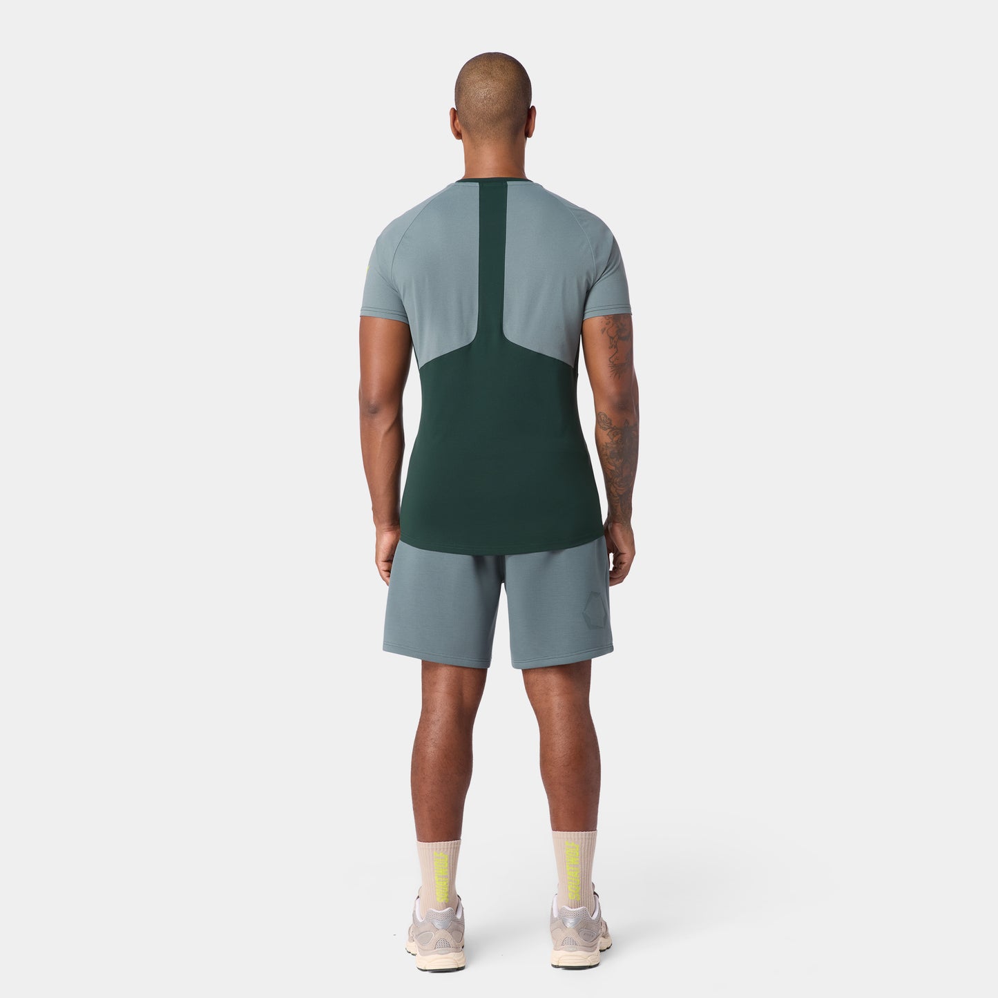نيوتك تيشيرت سوبرناتشورال بأكمام قصيرة - أخضر زرعي