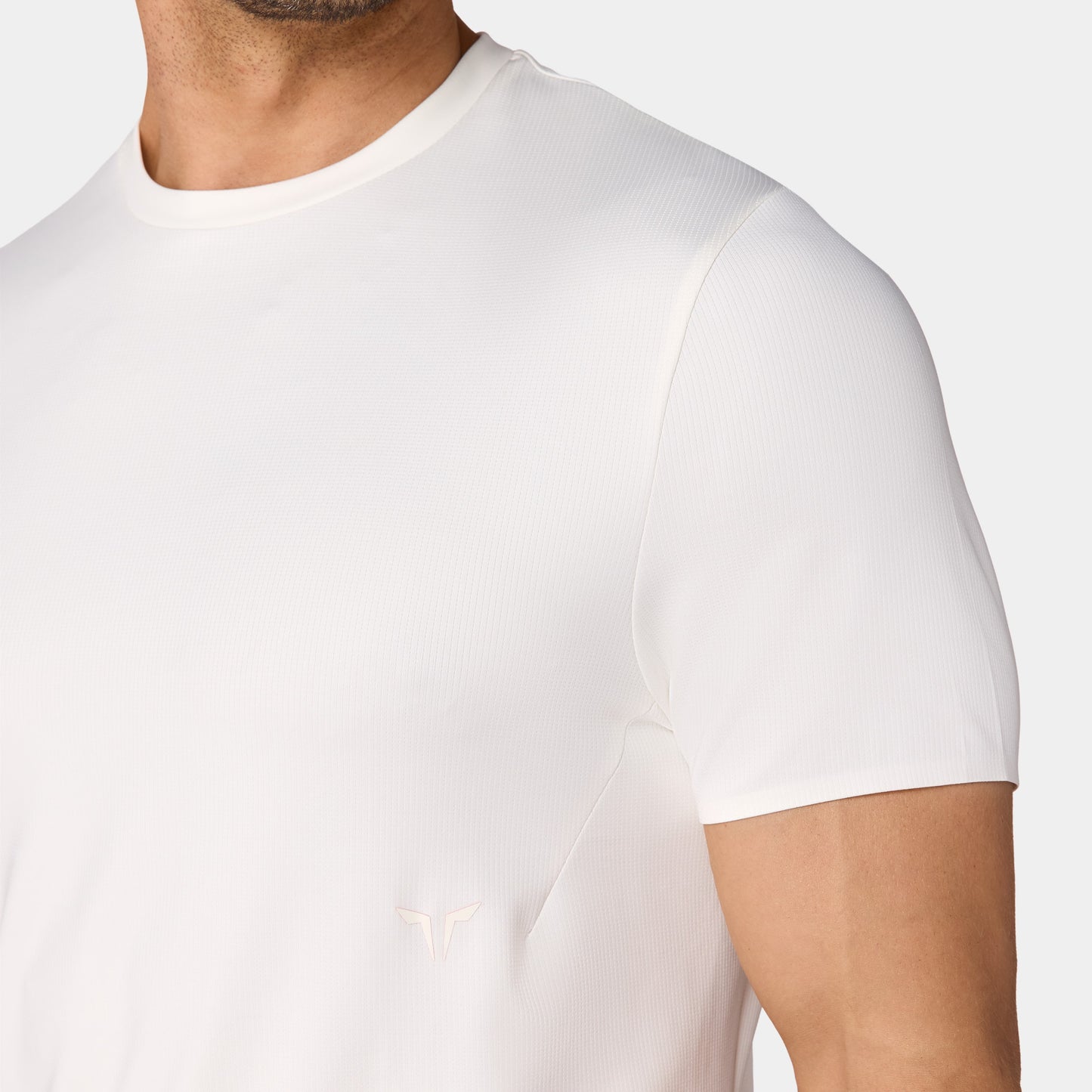تيشيرت أكت دراي® برو - أبيض لؤلؤي