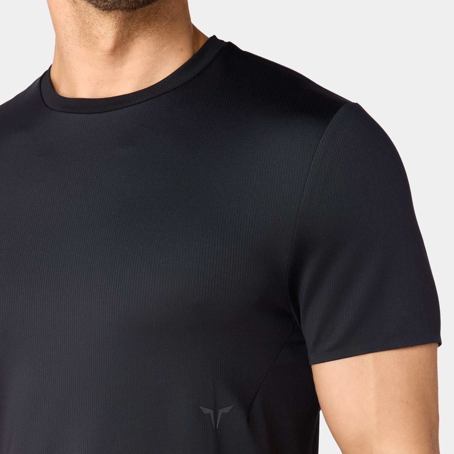 تيشيرت أكت دراي® برو - أسود