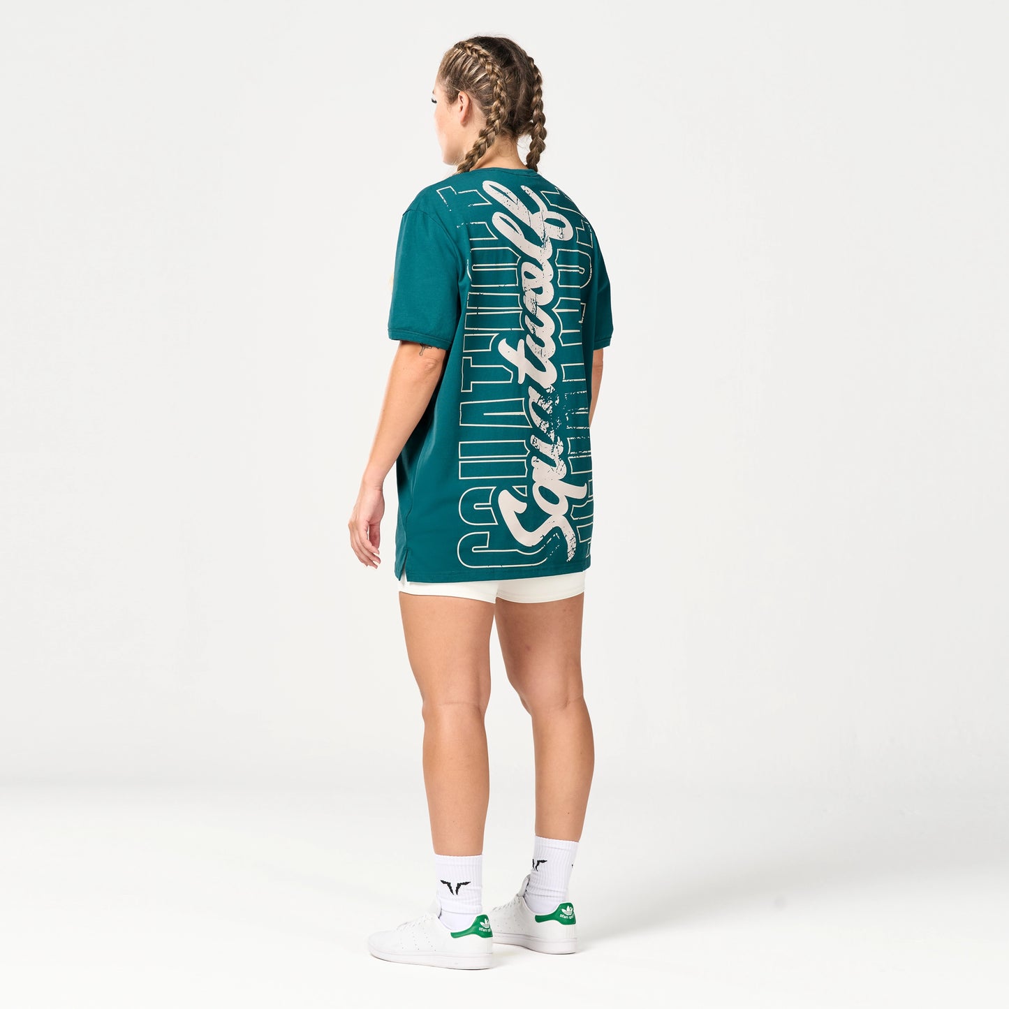 تيشيرت فضفاض مع شعار مطرز- أزرق كلاسيكي مارل