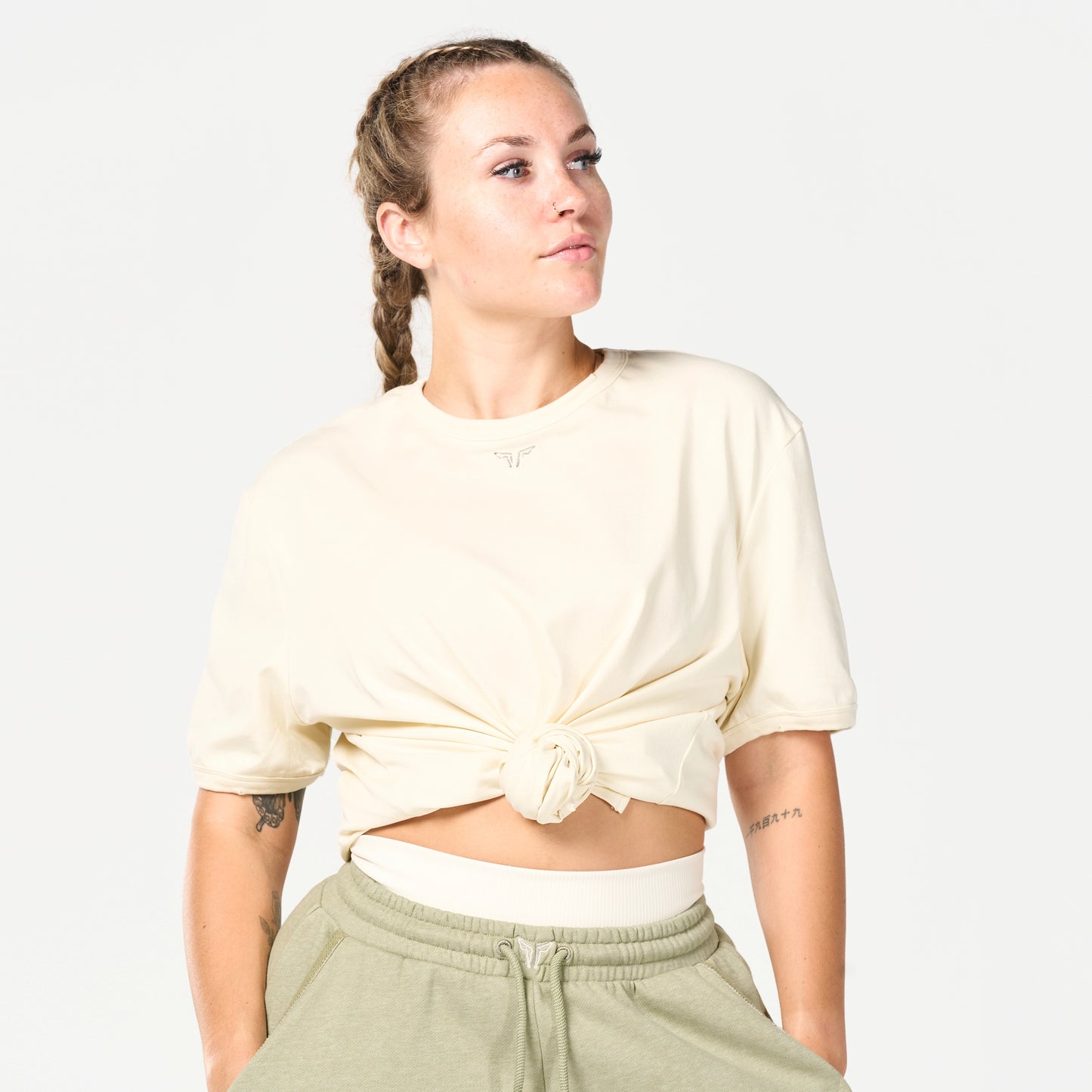 تيشيرت فضفاض مع شعار مطرز-سكري مارل