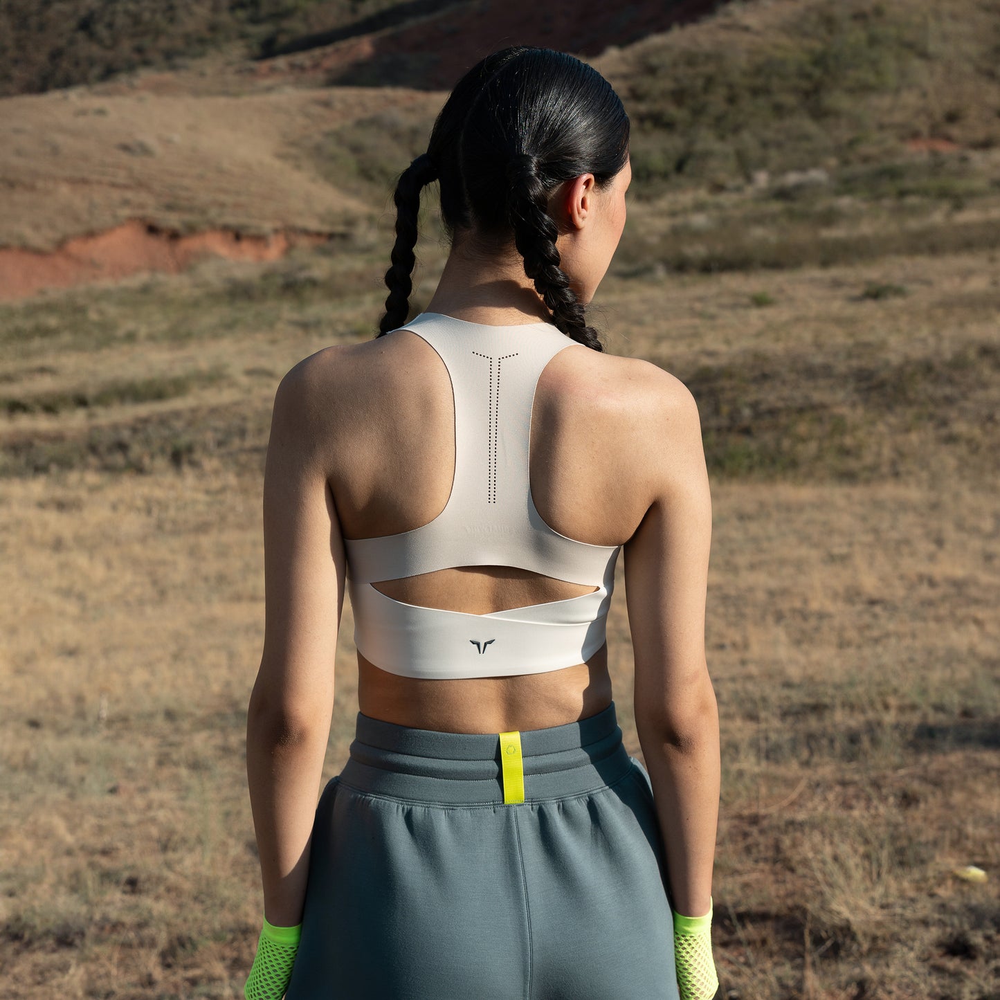 نيوتك حمالة صدر برقبة مربعة - أبيض لؤلؤي