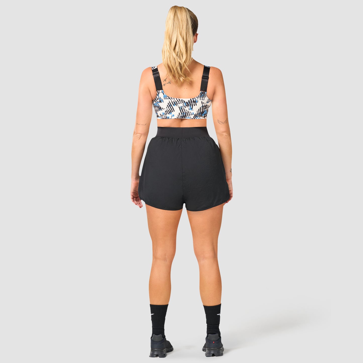 حمالة صدر أكت دراي ® بسحاب أمامي - طبعة ألوان نيون