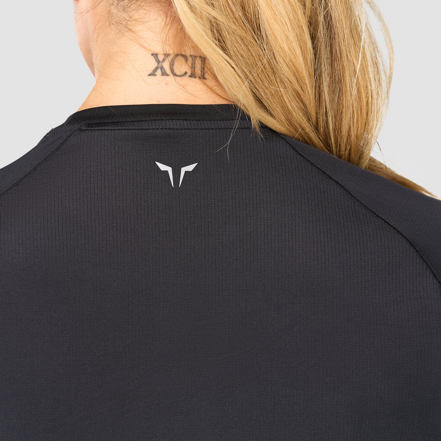 لاب°360 باور تيشيرت -أسود