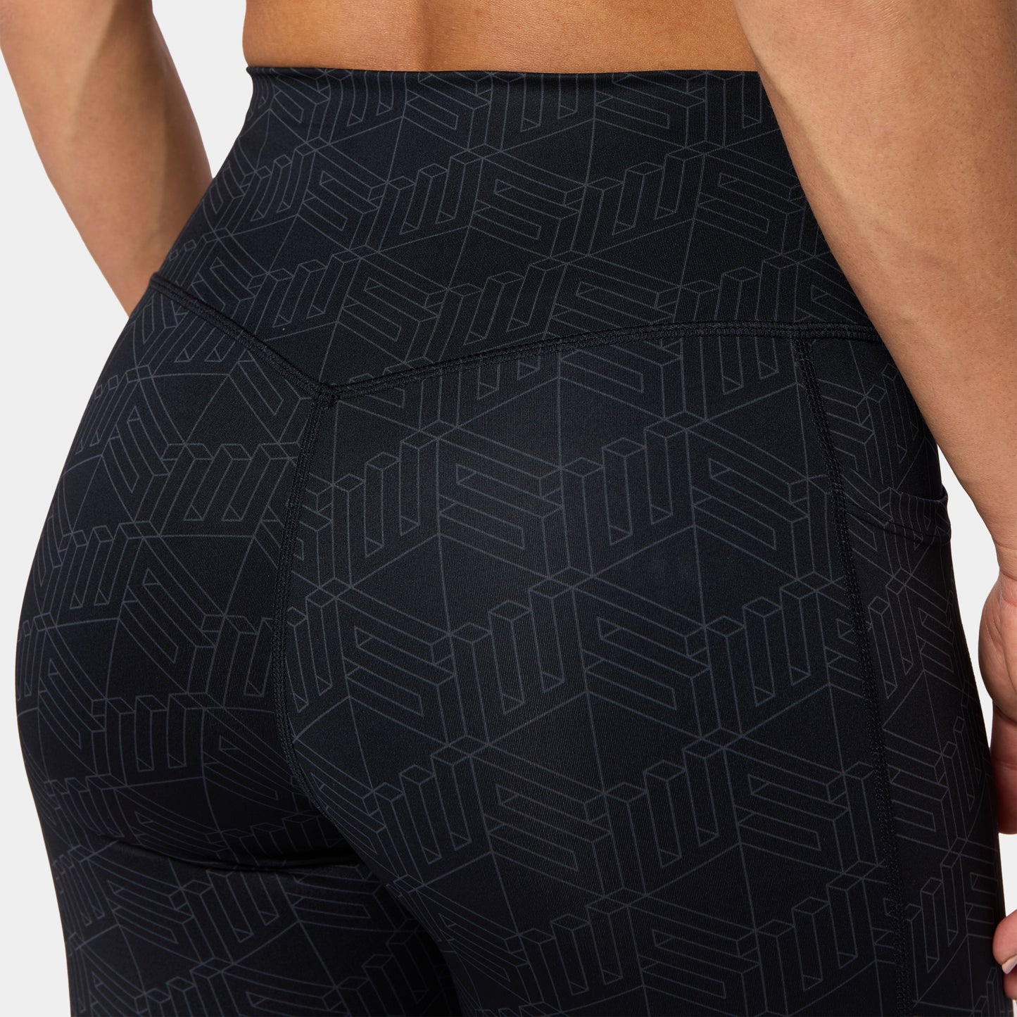 ليقنز جرافيكي 24 انش - طبعة سوداء