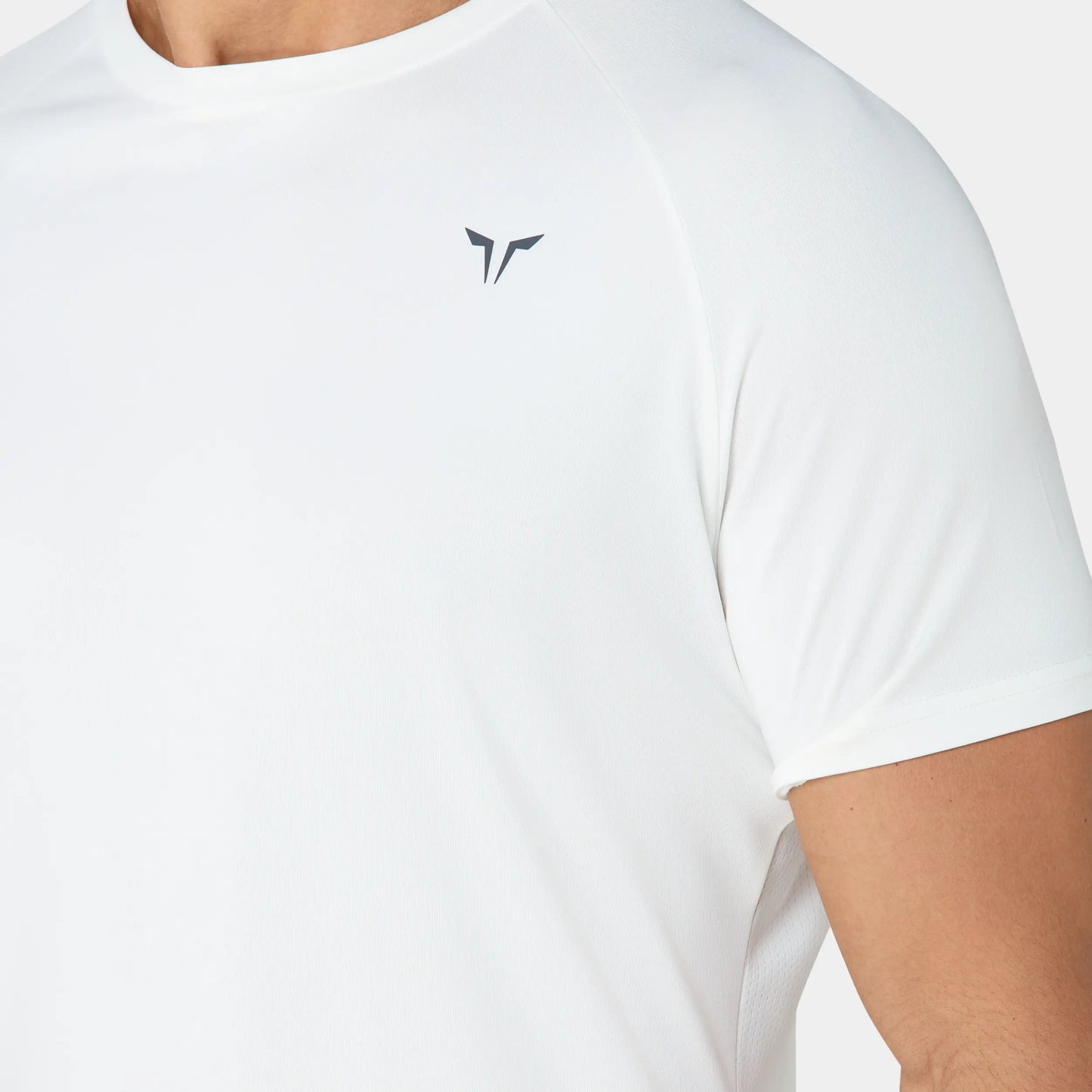 تيشيرت جيم خفيف للغاية - أبيض لؤلؤي