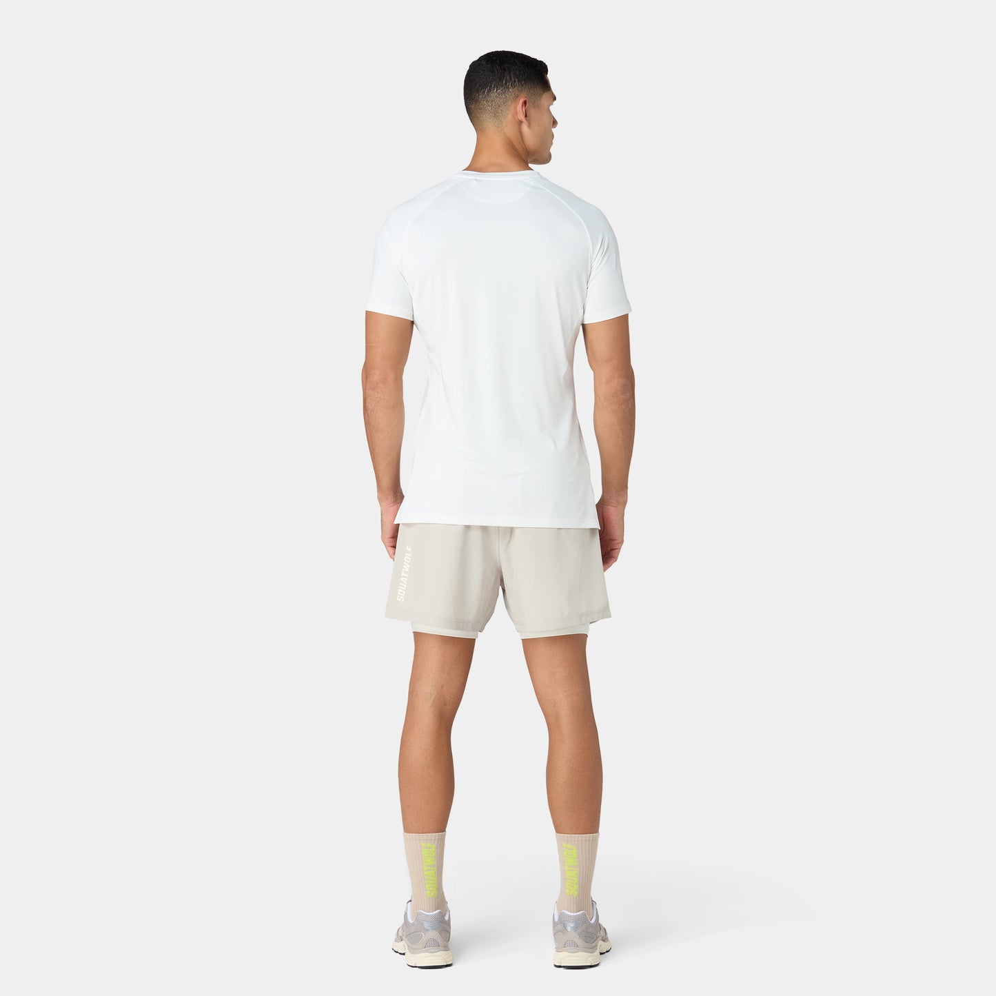 تيشيرت جيم خفيف للغاية - أبيض لؤلؤي