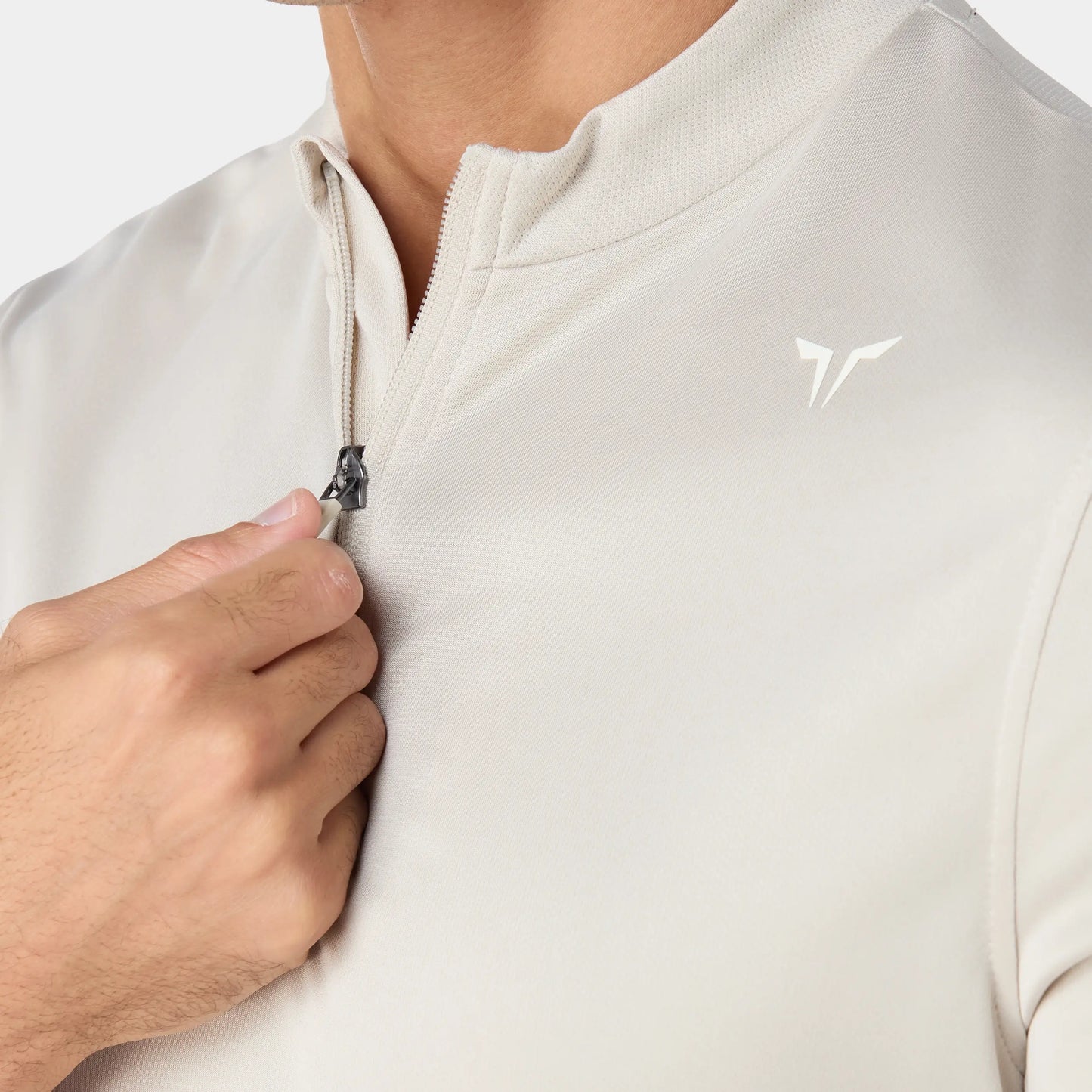 تيشيرت خفيف بريع سحاب- فضي مطفي