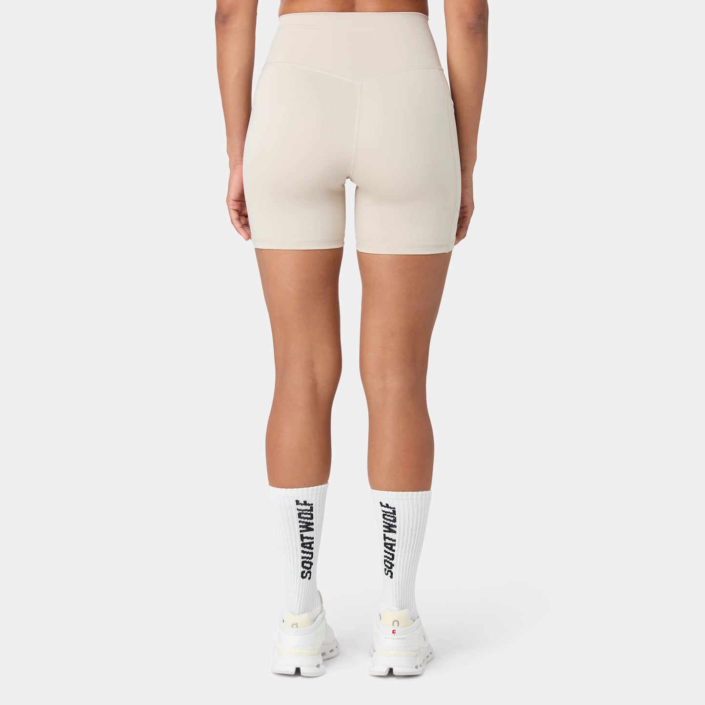 شورت بخصر مرتفع 5"- فضي مطفي