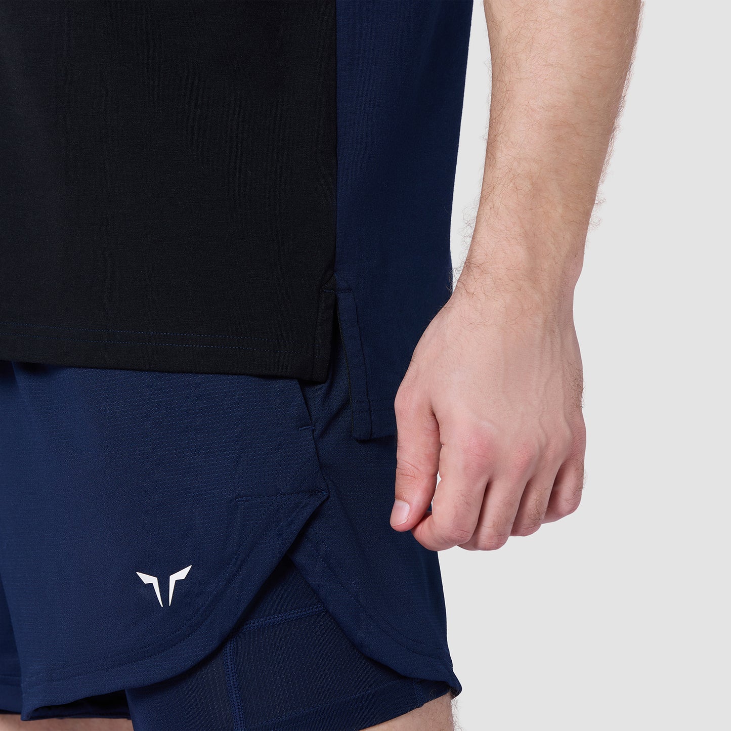 Split Logo T-shirt - Navy & Black