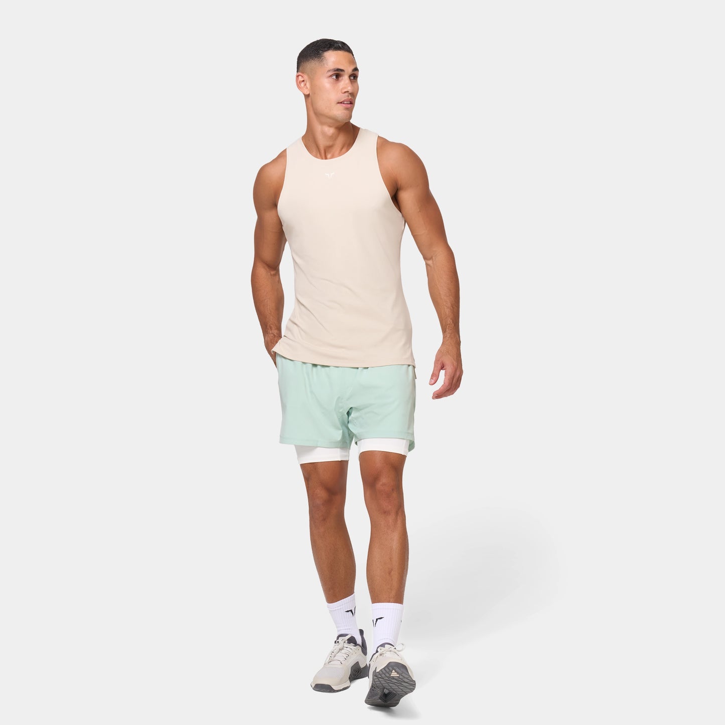 شورت فاونديشن 5" 2 في 1 - أكوا فاتح