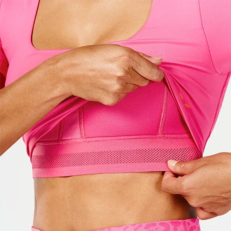 بلوزة بحمالة صدر مدمجة عالية التأثير - وردي فاقع