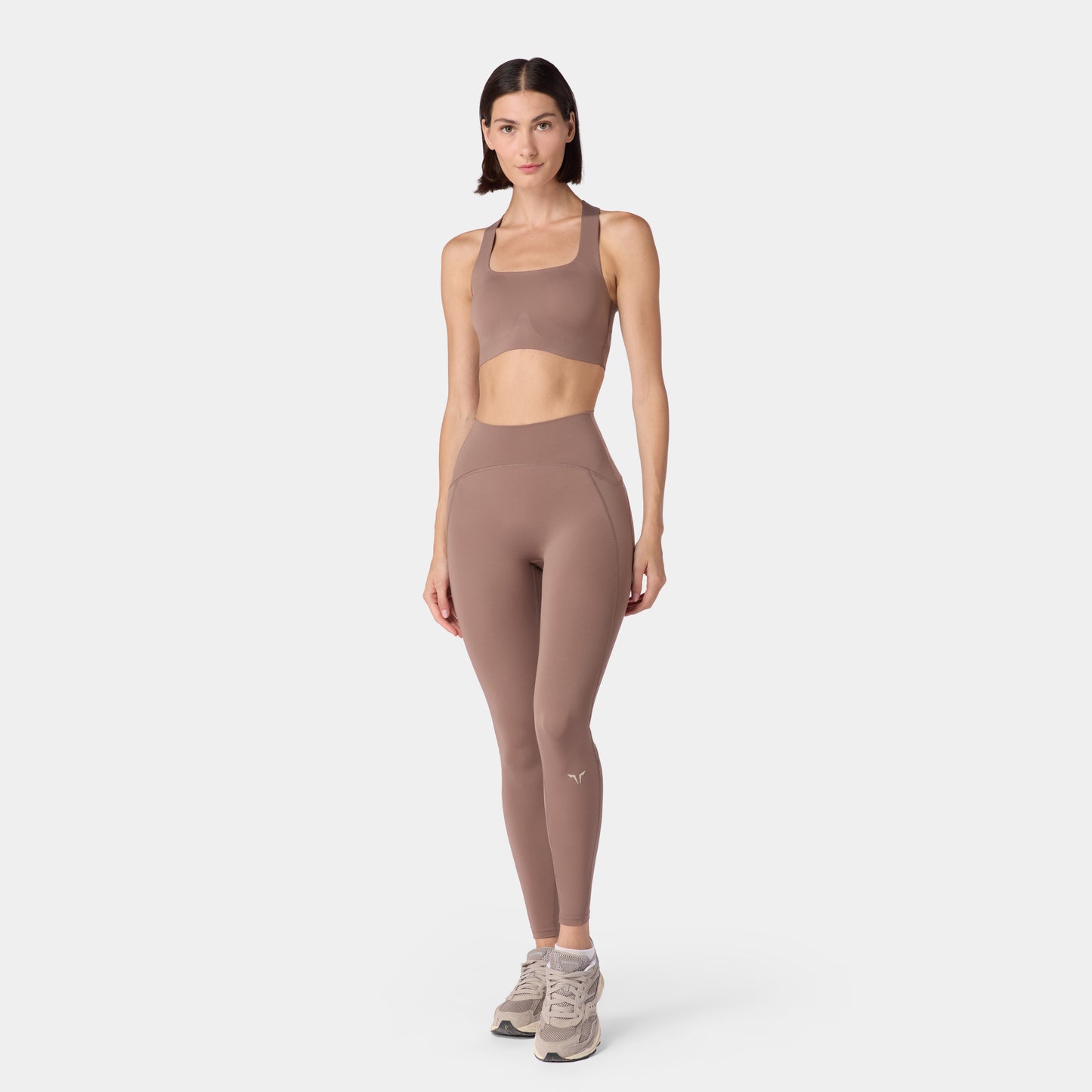 نيوتك حمالة صدر برقبة مربعة - كستنائي