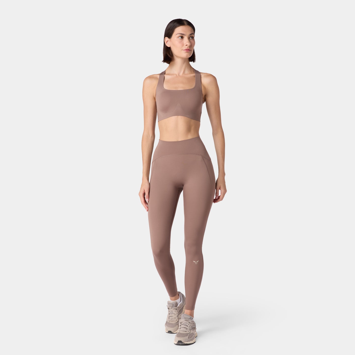 نيوتك حمالة صدر برقبة مربعة - كستنائي