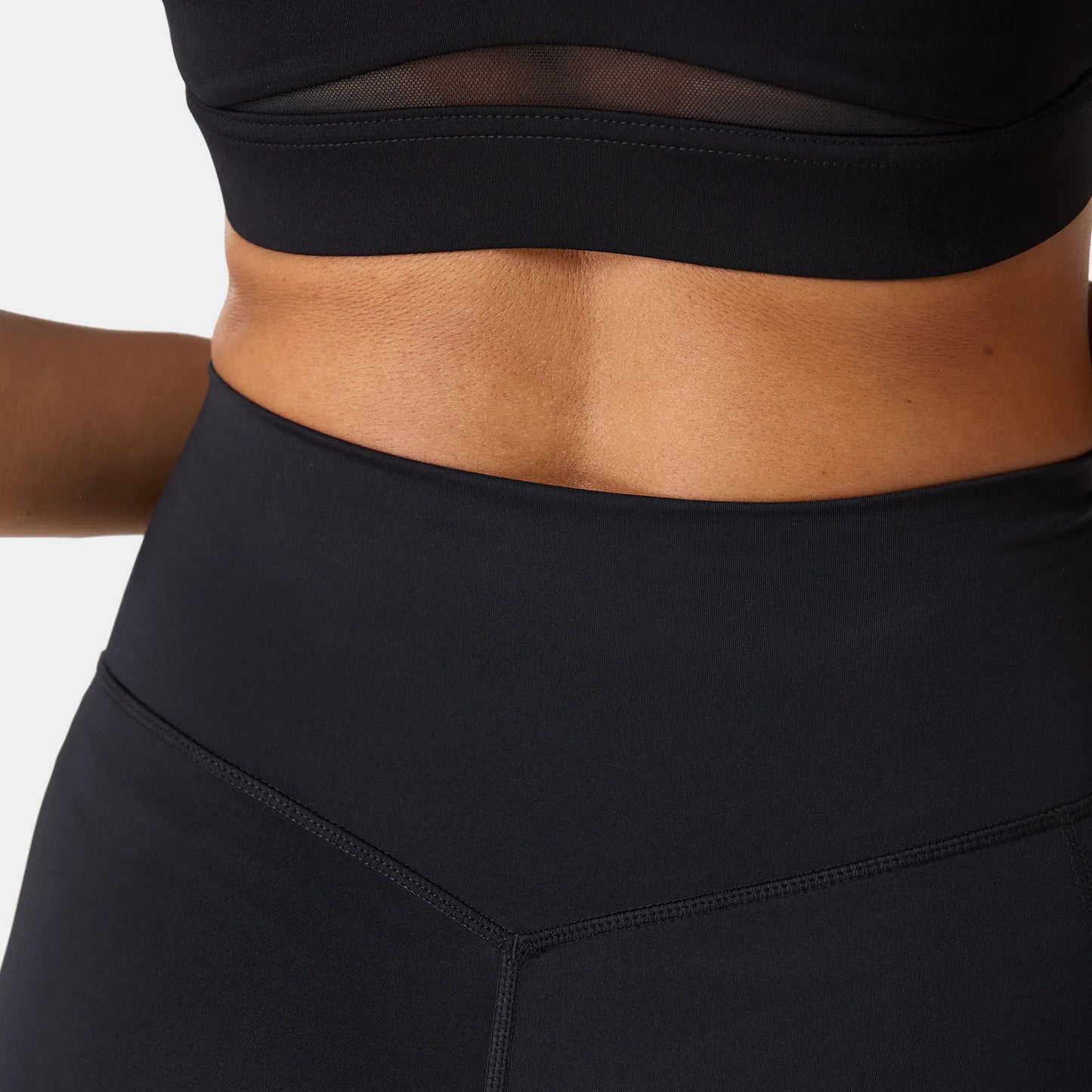 شورت بخصر مرتفع 7" - أسود