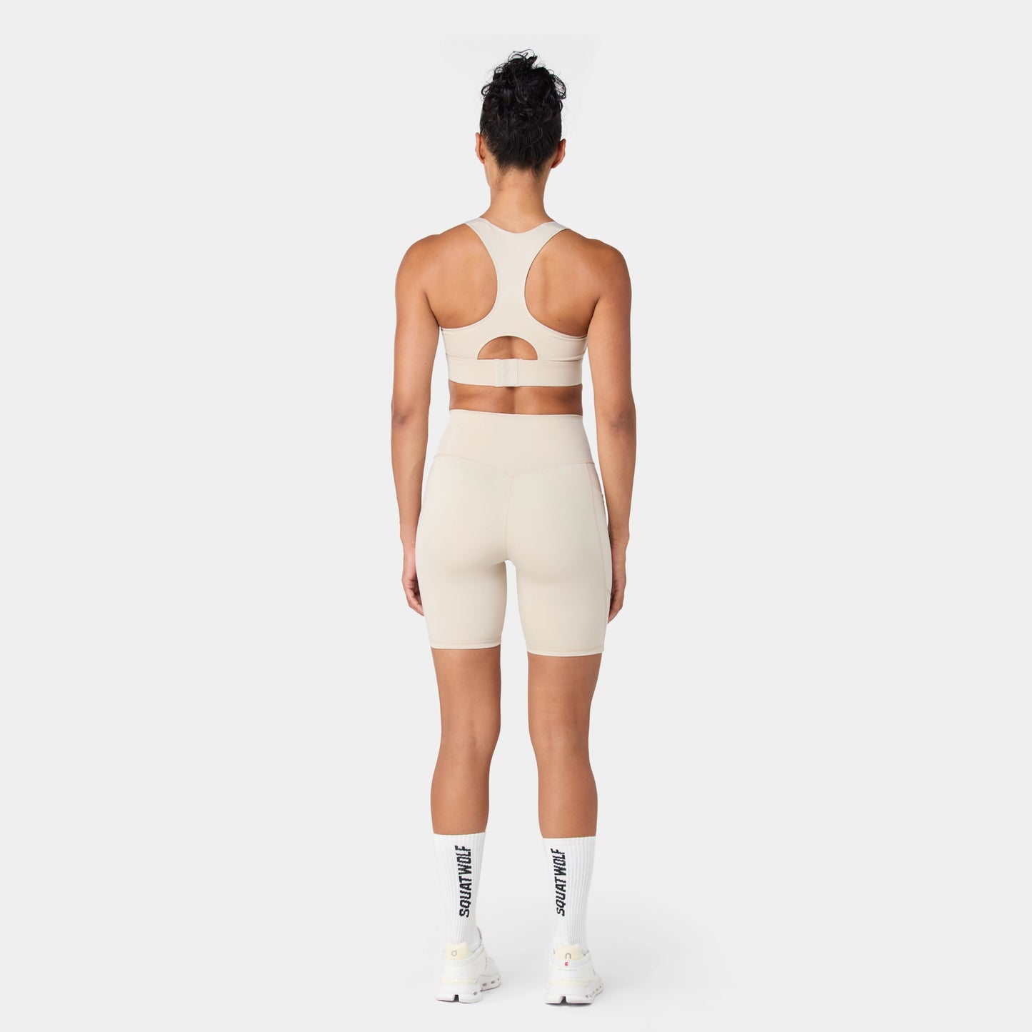 شورت بخصر مرتفع 7" - فضي مطفي