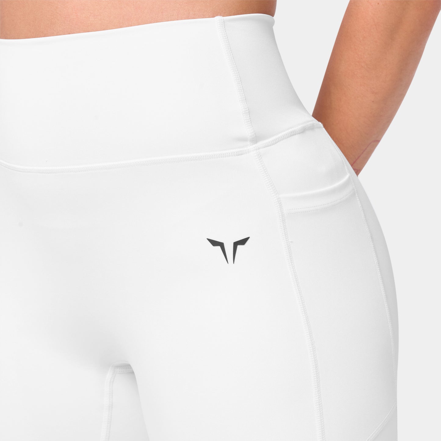 ليقينز بخصر مرتفع 21" طبقتين - أبيض لؤلؤي